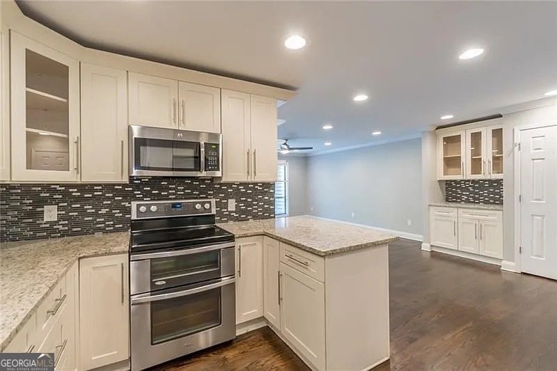 1885 D Youville Lane Brookhaven - Photo 8