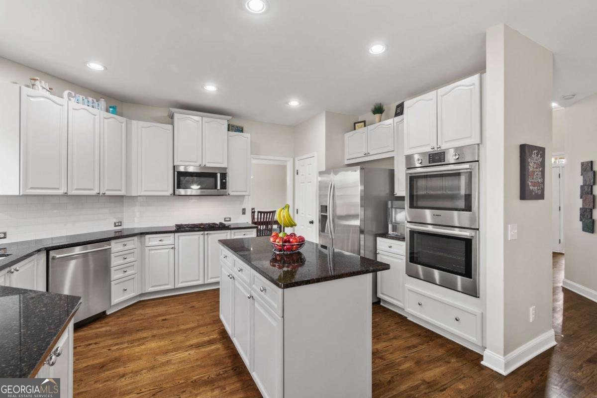 4177 Wyndam Hill Drive Suwanee - Photo 18