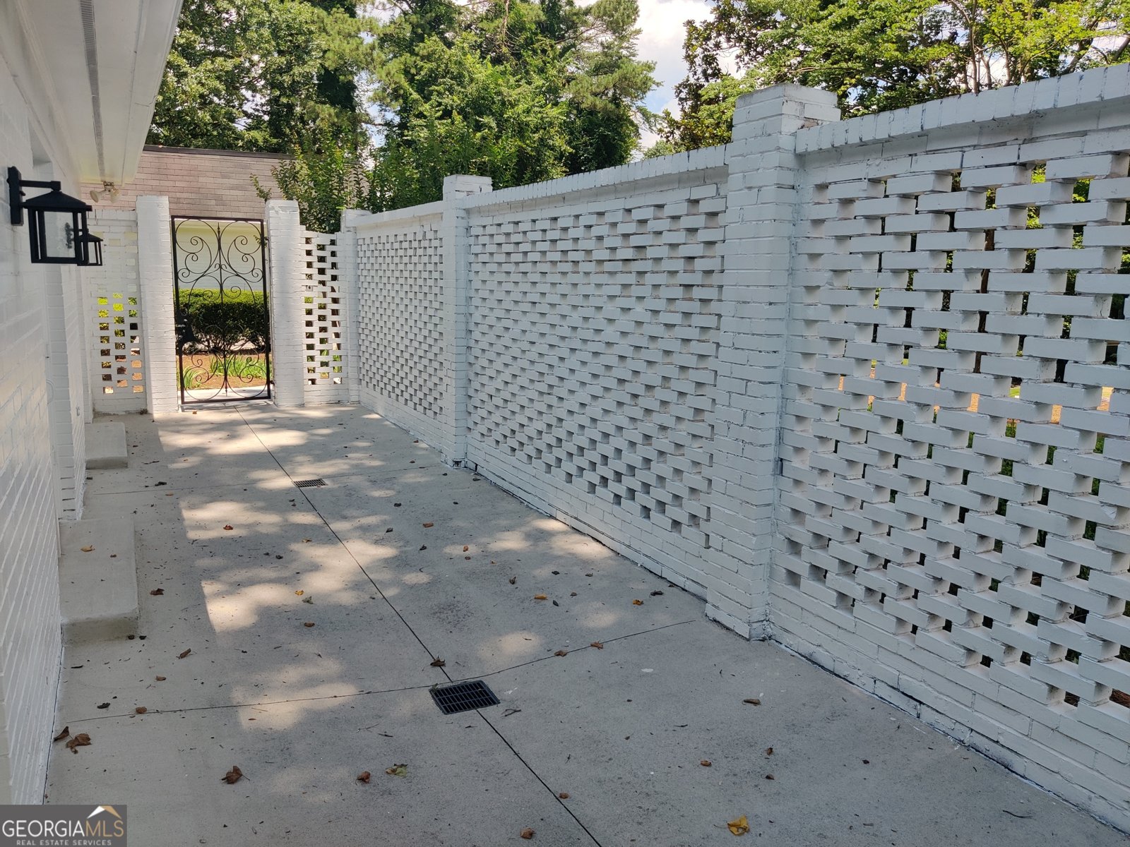 7640 Ryefield Drive Sandy Springs - Photo 9