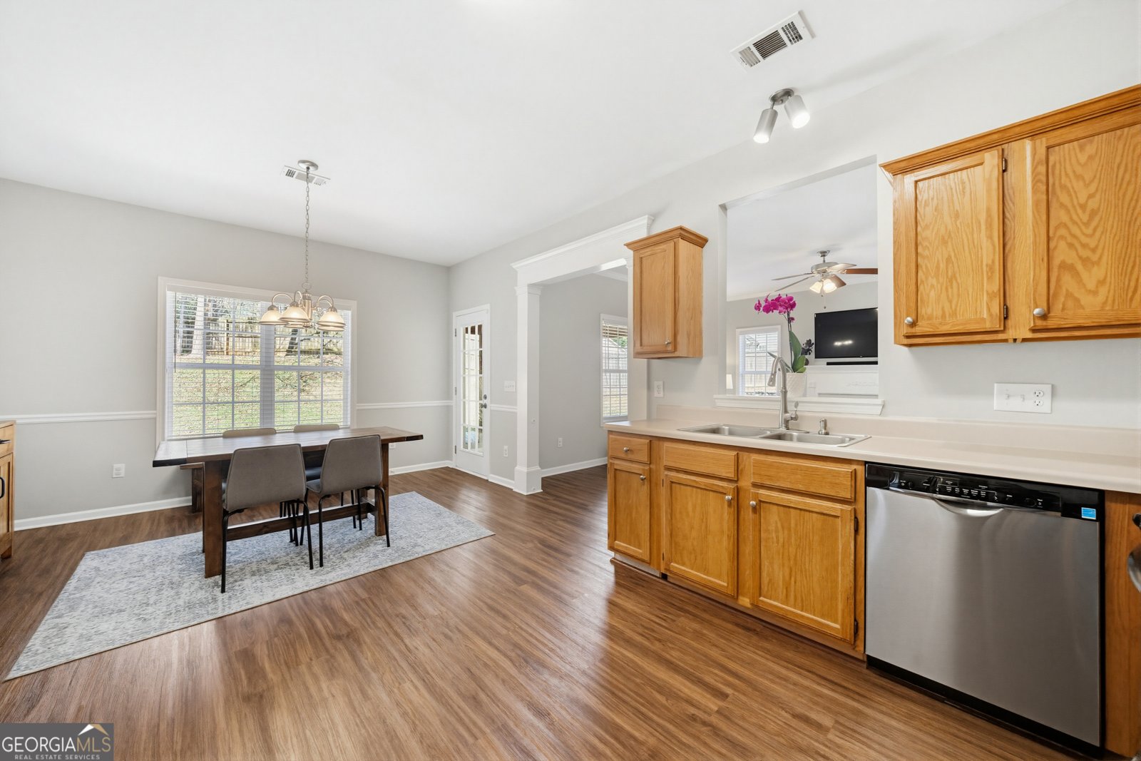 134 Lexington Parke Drive Woodstock - Photo 24