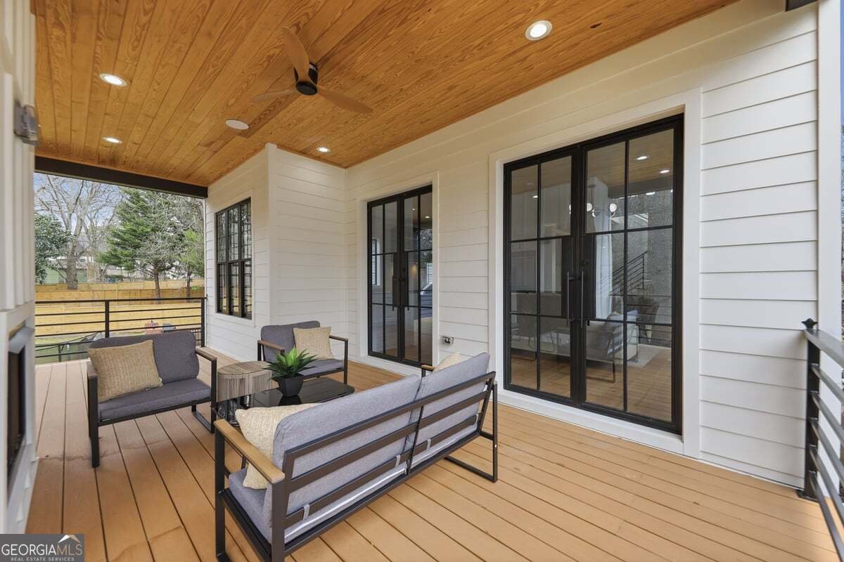 1385 Sylvan Circle Brookhaven - Photo 31