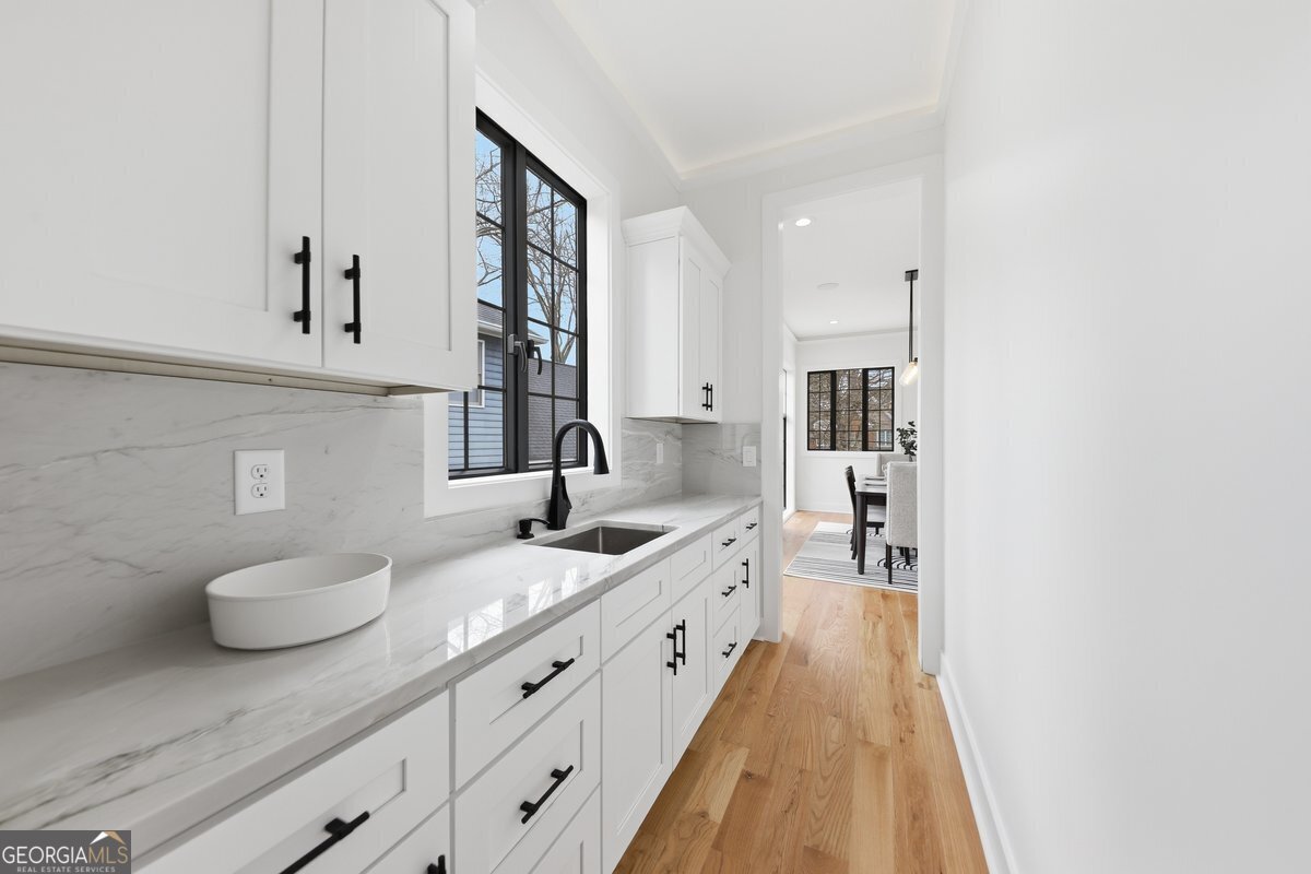 1385 Sylvan Circle Brookhaven - Photo 8