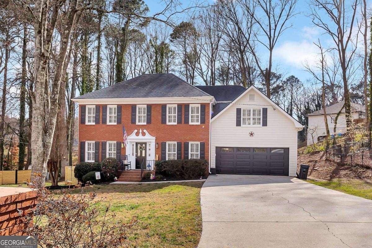 2698 Colony Circle Snellville - Photo 1