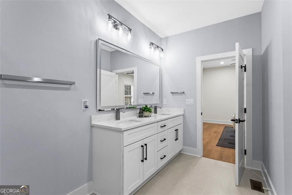 11505 Elkins Road Roswell - Photo 36