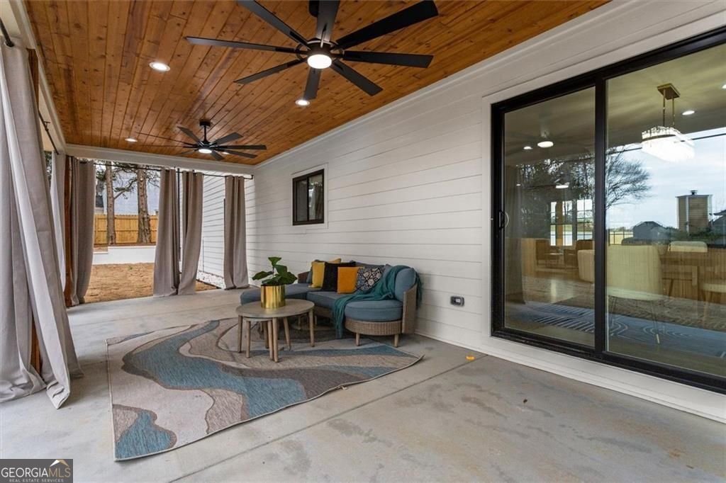 11505 Elkins Road Roswell - Photo 7