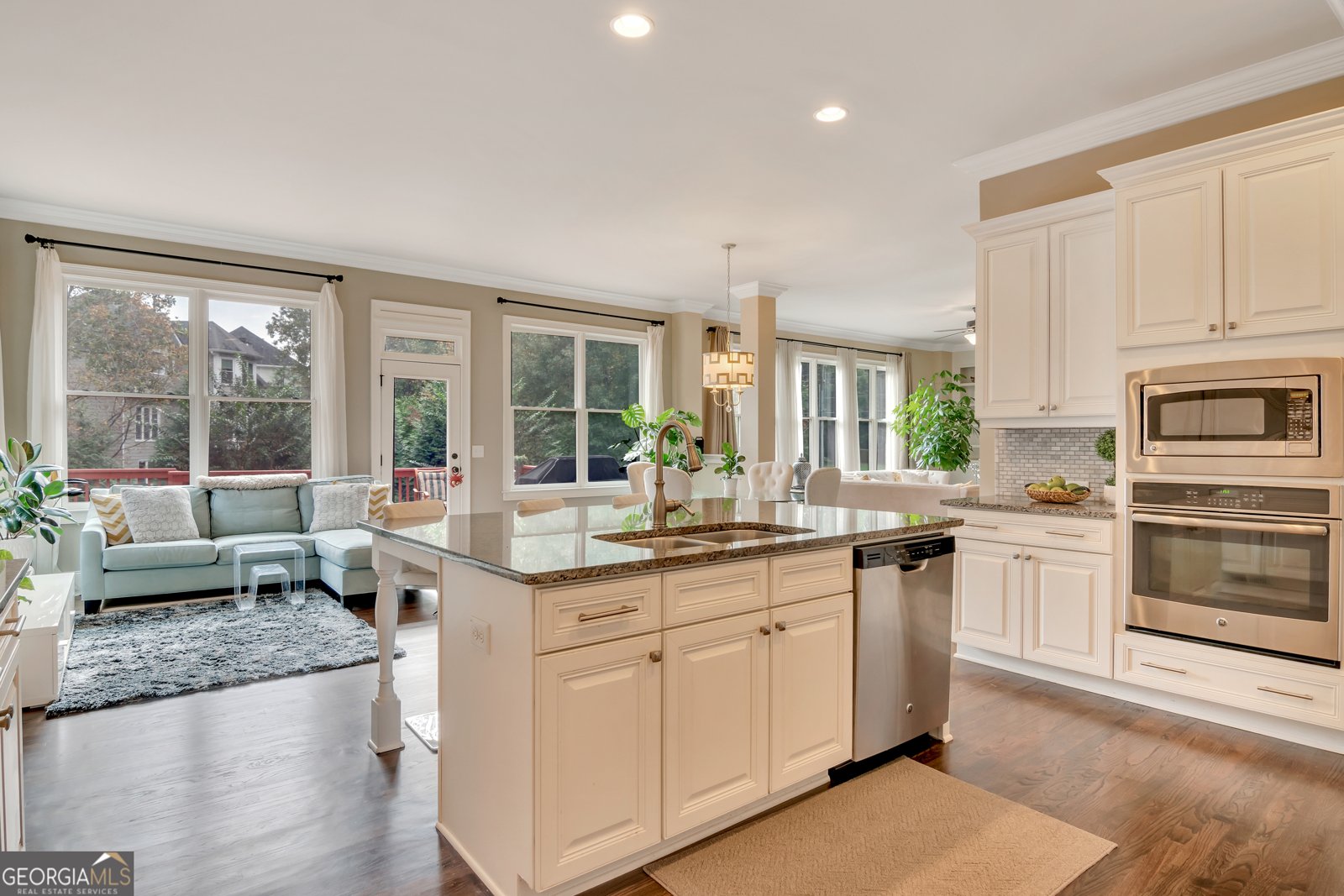 5368 Broadwood Avenue Peachtree Corners - Photo 15