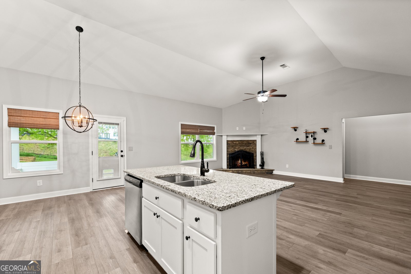 65 Academy Street Pendergrass - Photo 9