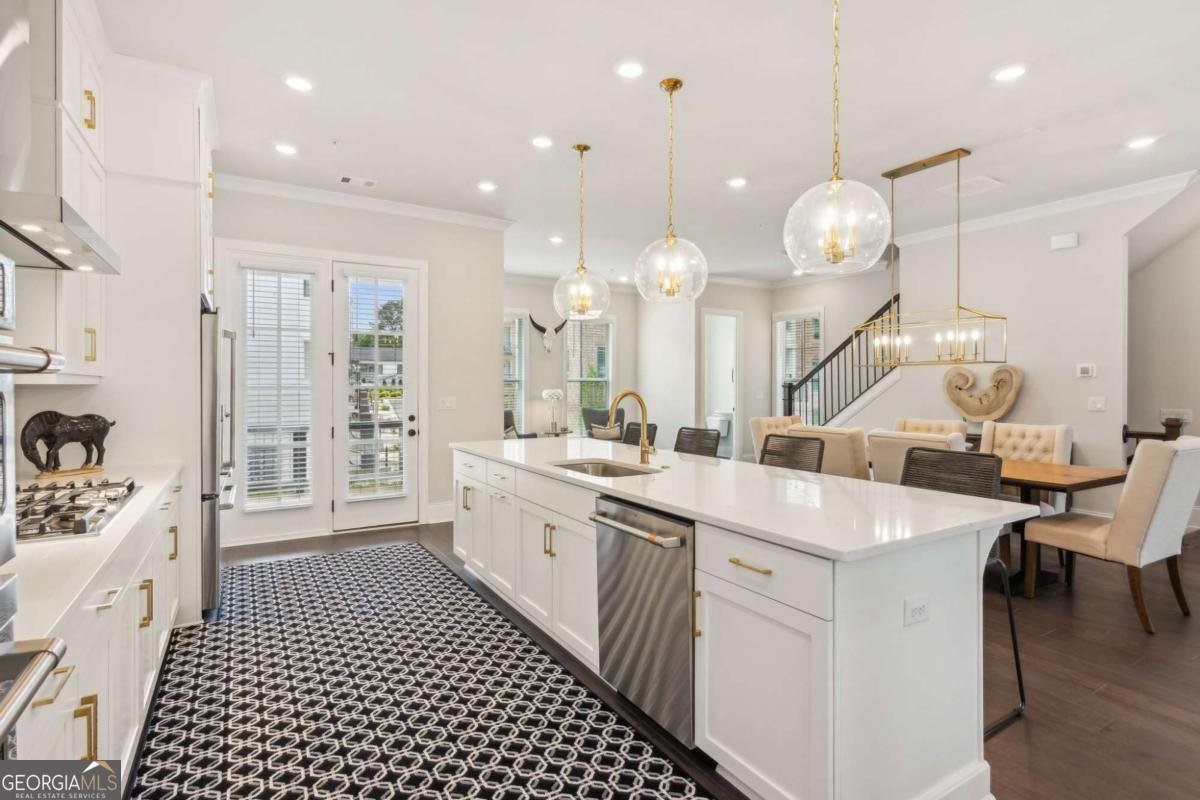 427 Burton Drive Alpharetta - Photo 11