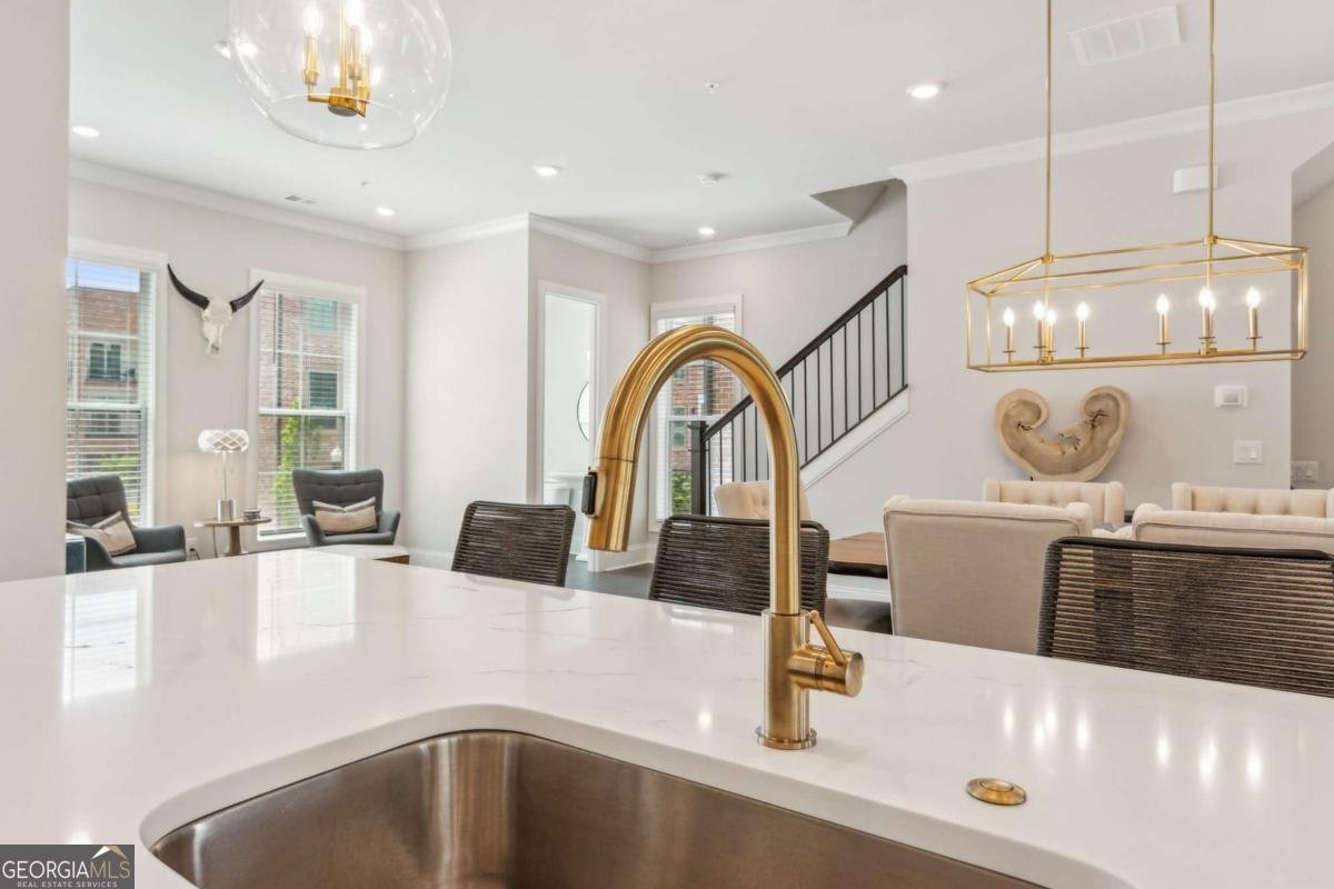 427 Burton Drive Alpharetta - Photo 15