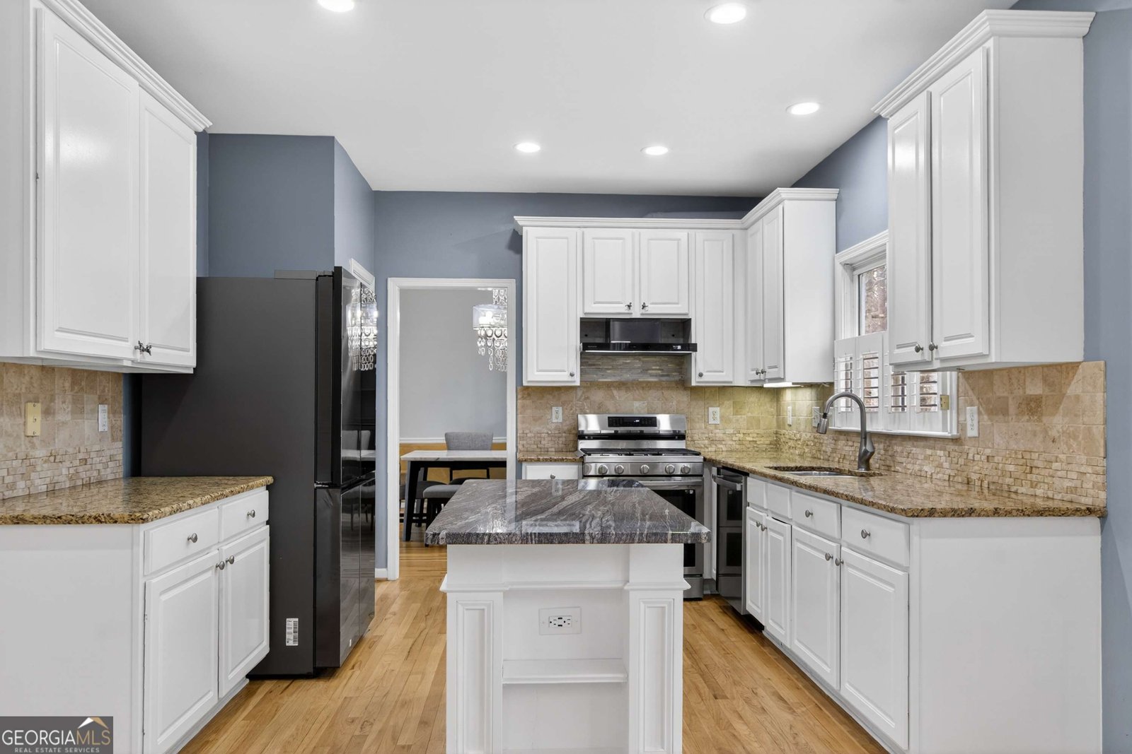 10950 Regal Forest Drive Johns Creek - Photo 14