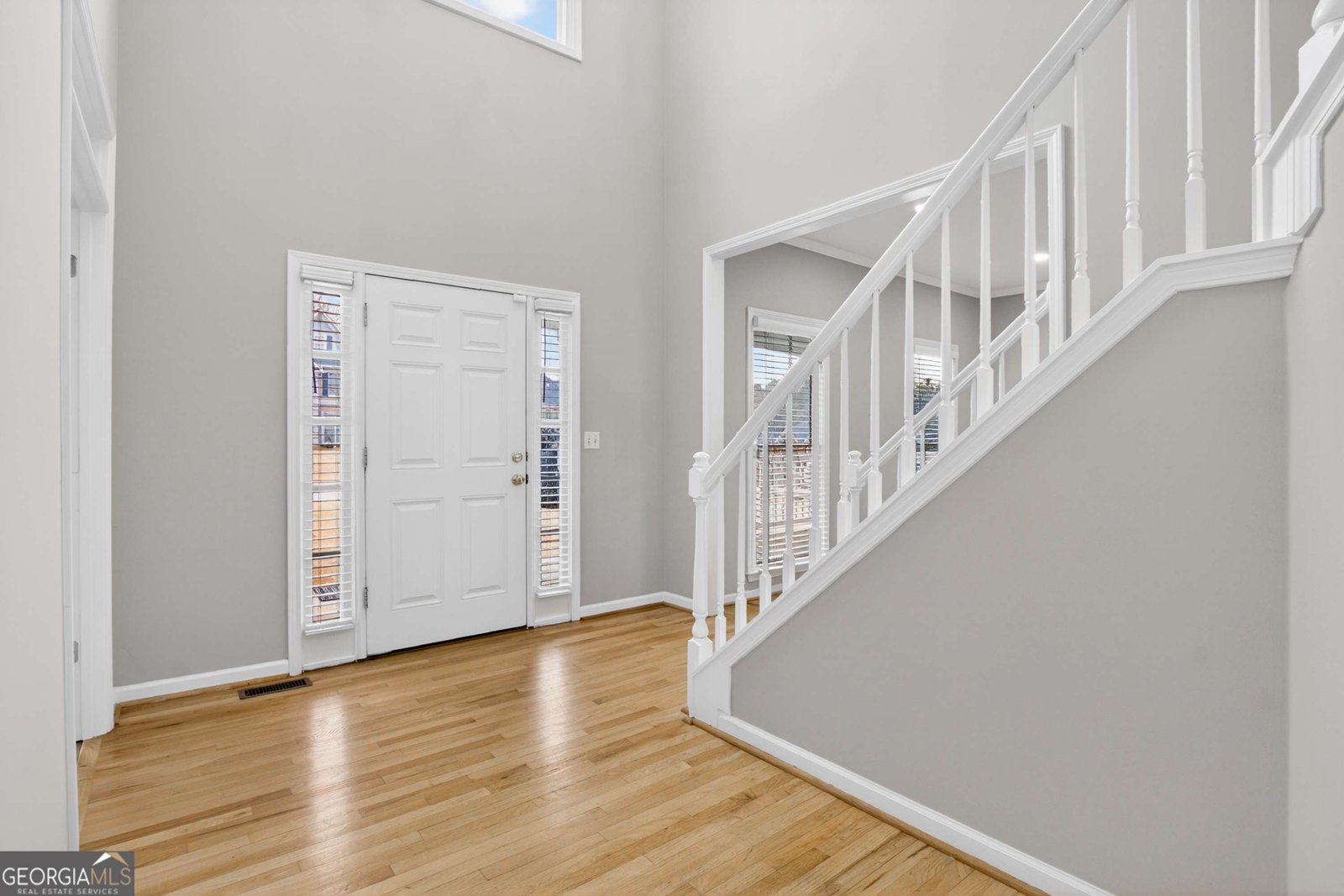 10950 Regal Forest Drive Johns Creek - Photo 6