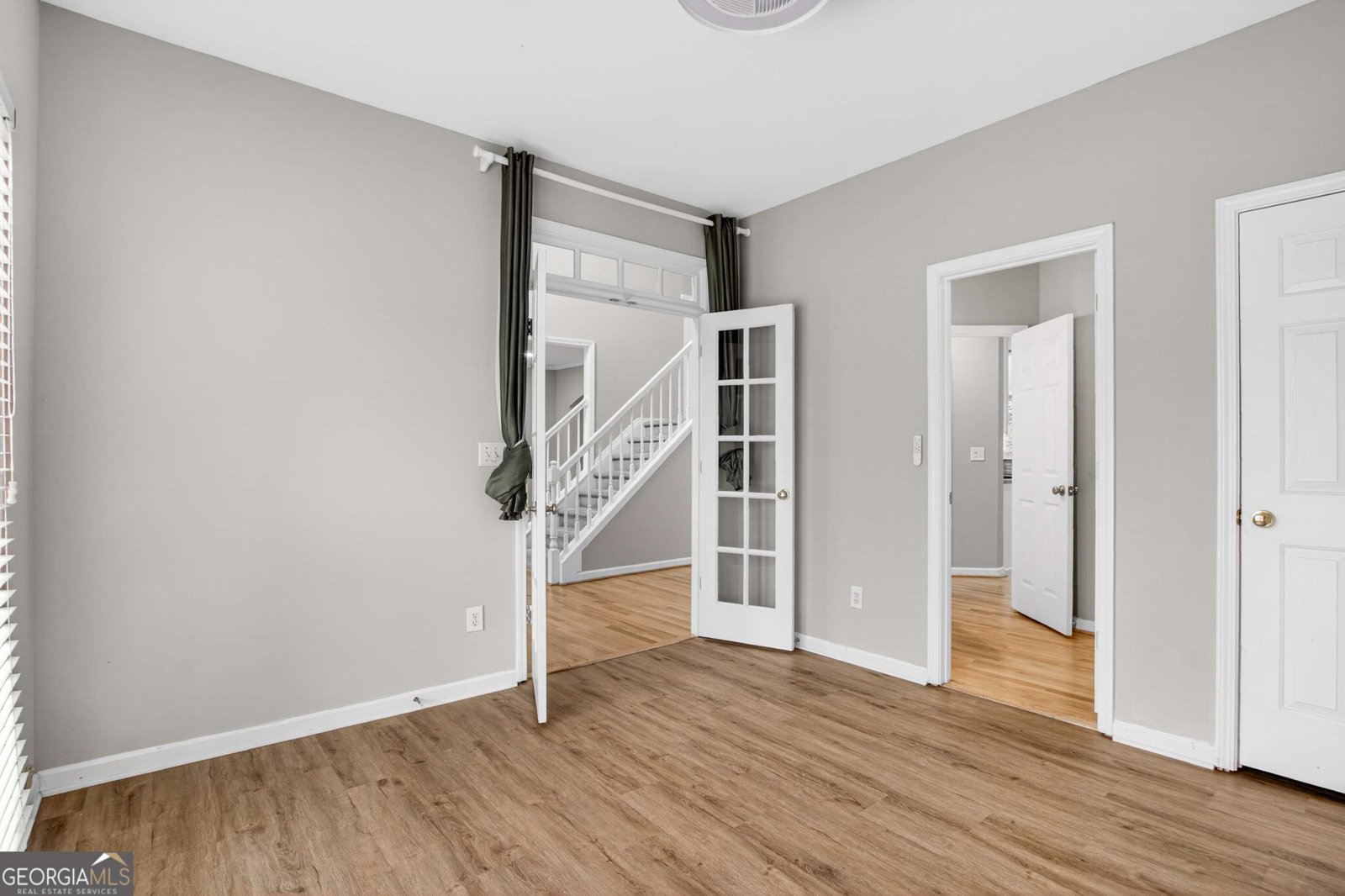 10950 Regal Forest Drive Johns Creek - Photo 7