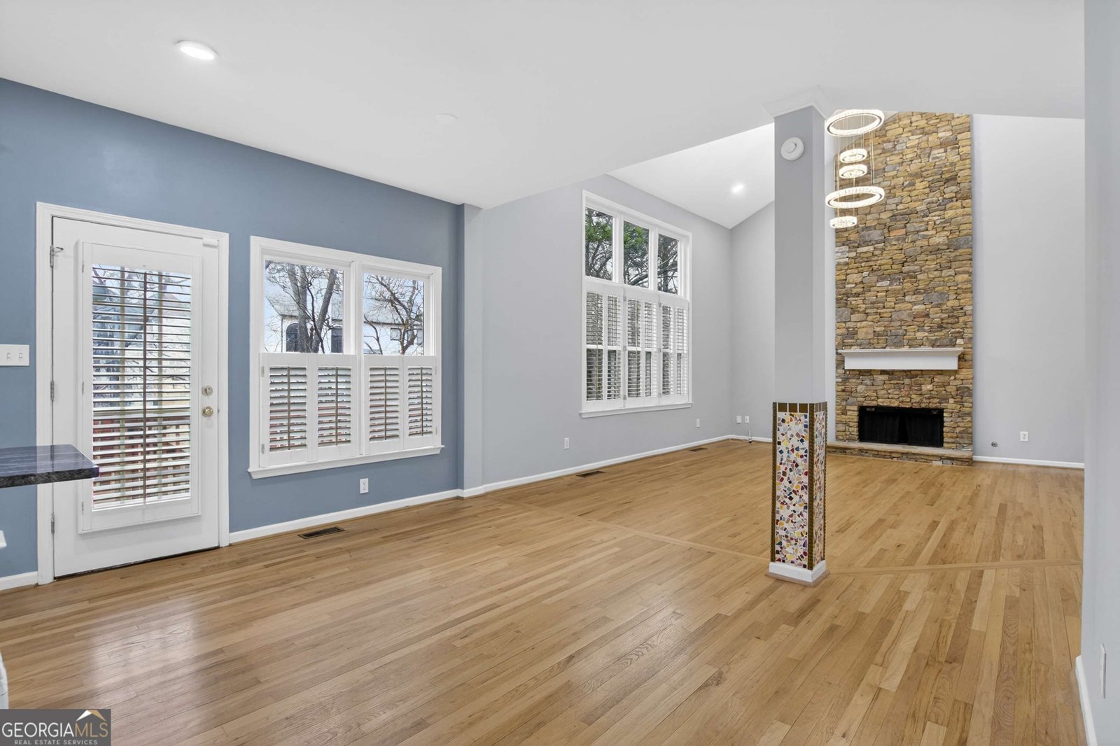 10950 Regal Forest Drive Johns Creek - Photo 9