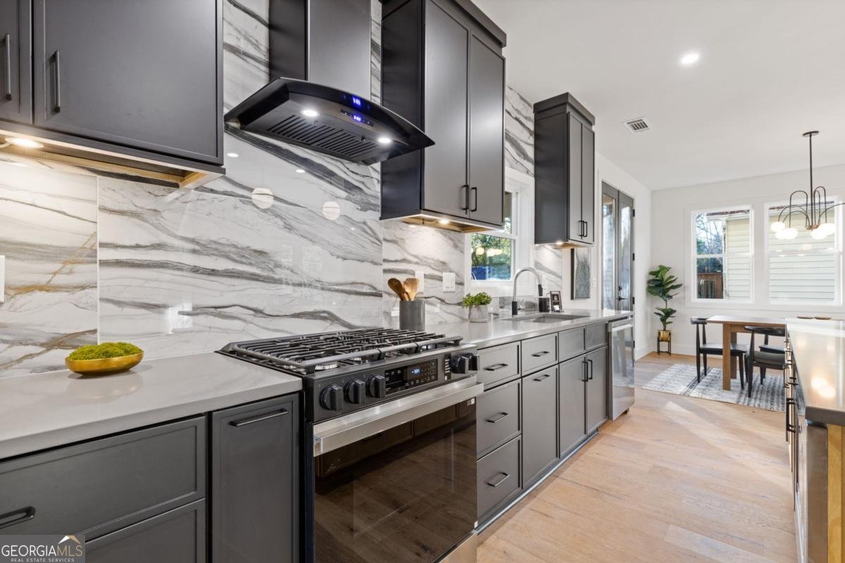 1346 BERNARD Street Atlanta - Photo 8