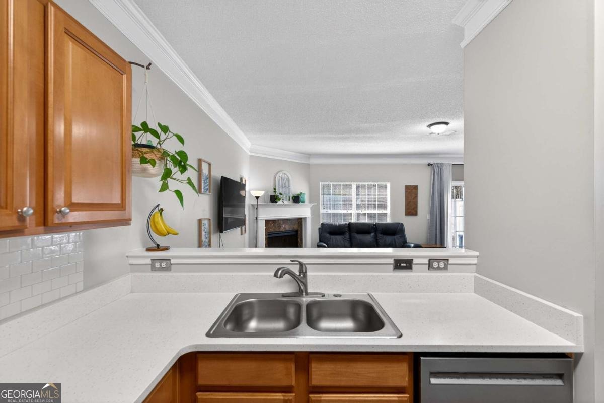 2327 Heritage Park Circle Kennesaw - Photo 12