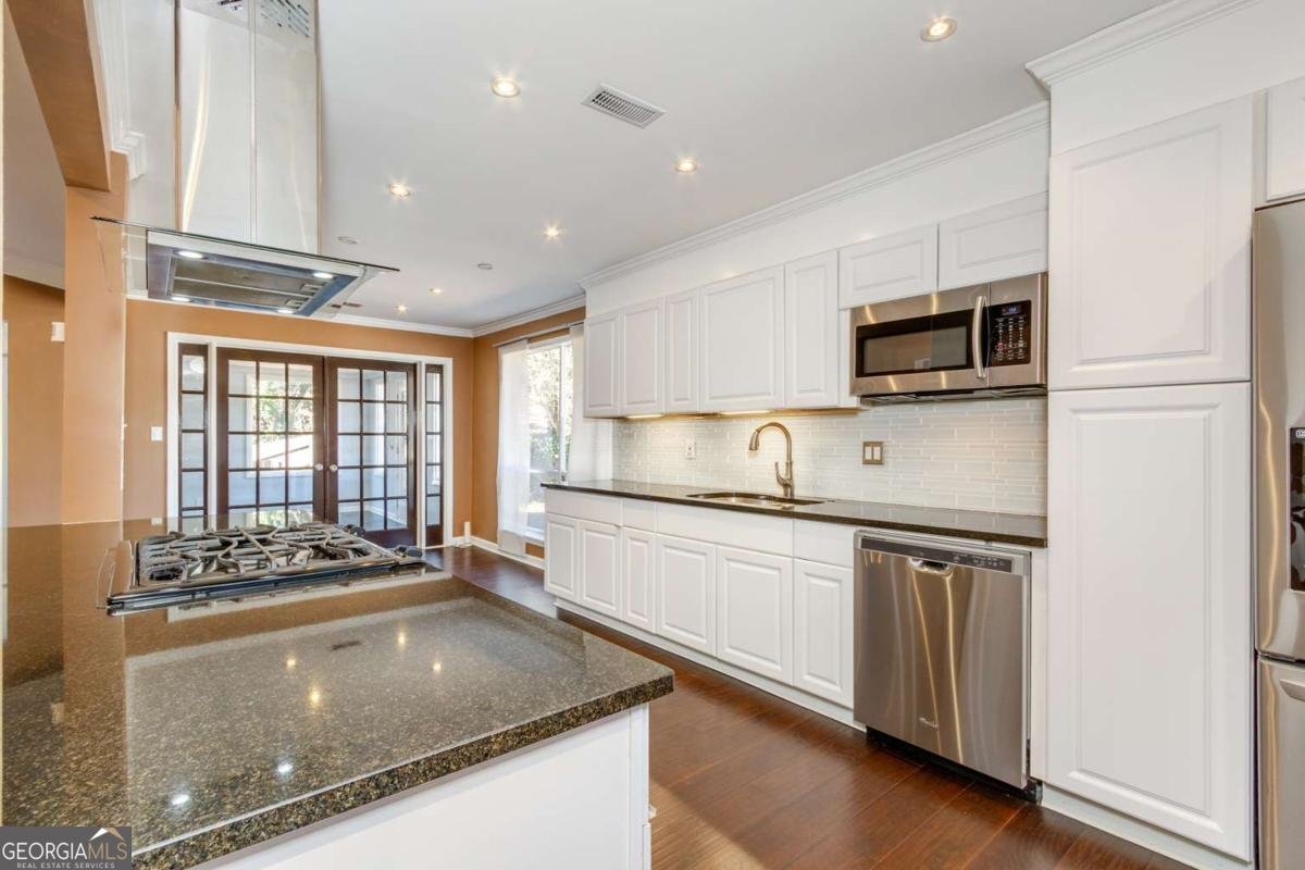 1050 Terramont Drive Roswell - Photo 22