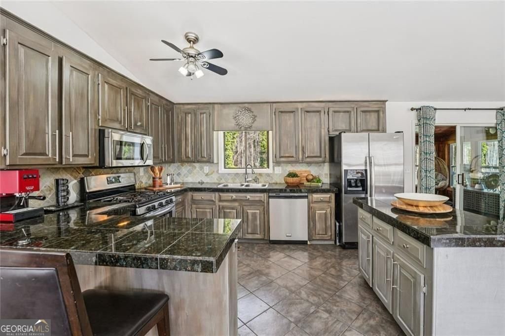 407 Hobo Lane Woodstock - Photo 15