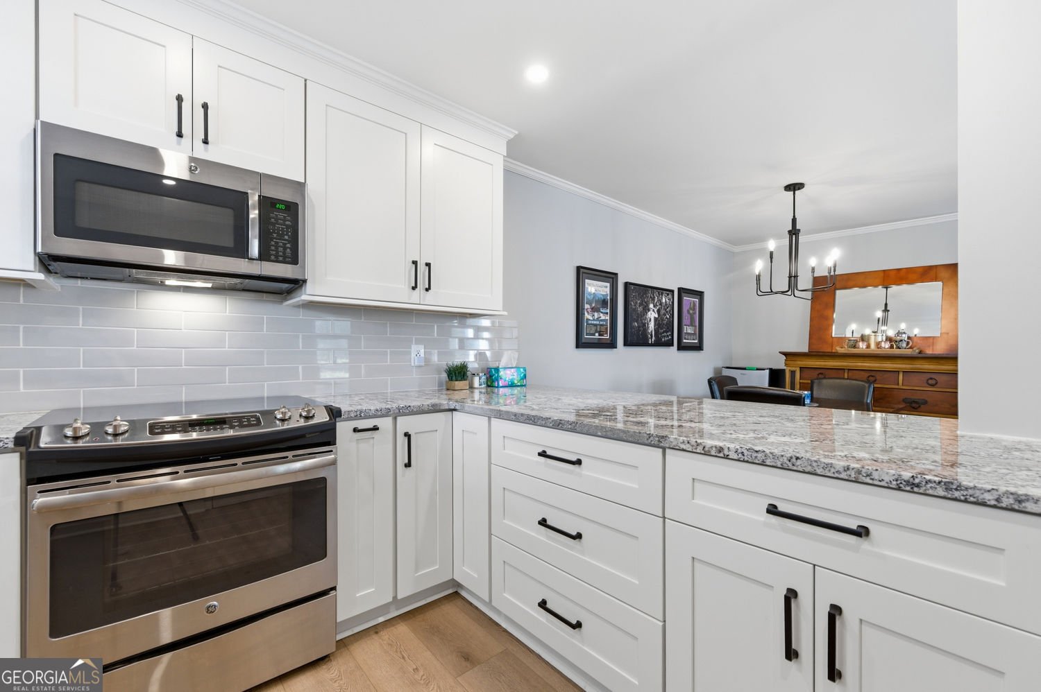 909 Hollyfax Circle Atlanta - Photo 11