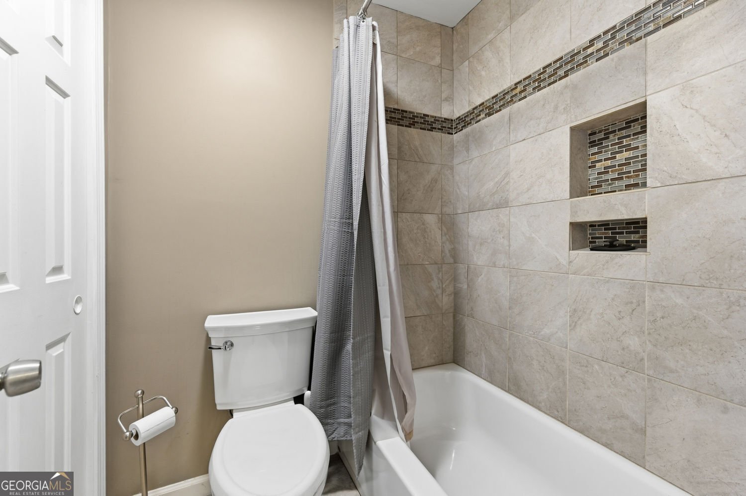 909 Hollyfax Circle Atlanta - Photo 17