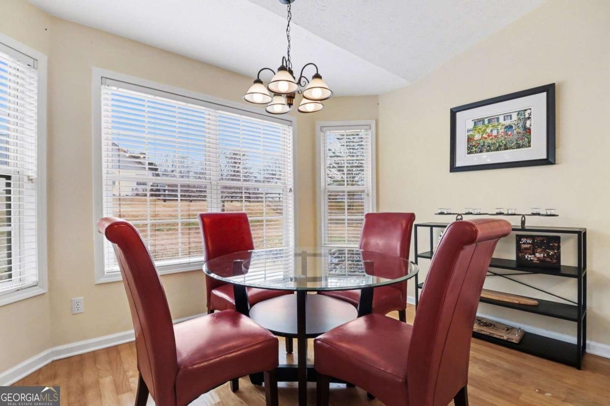 7215 Valley Landing Court Cumming - Photo 6