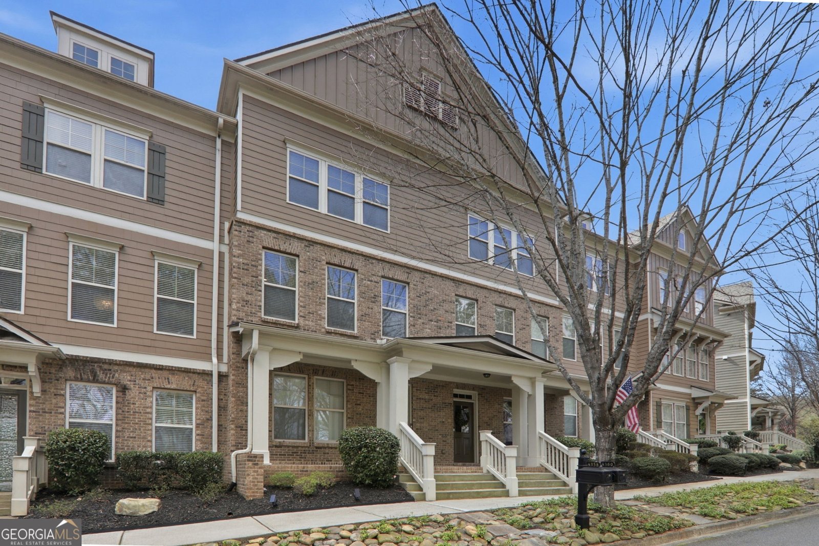 4358 Grove Field Court Suwanee - Photo 1