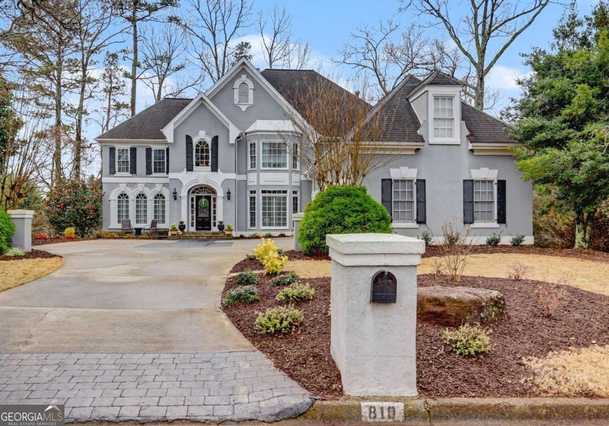 810 Club Chase Lane Roswell - Photo 1