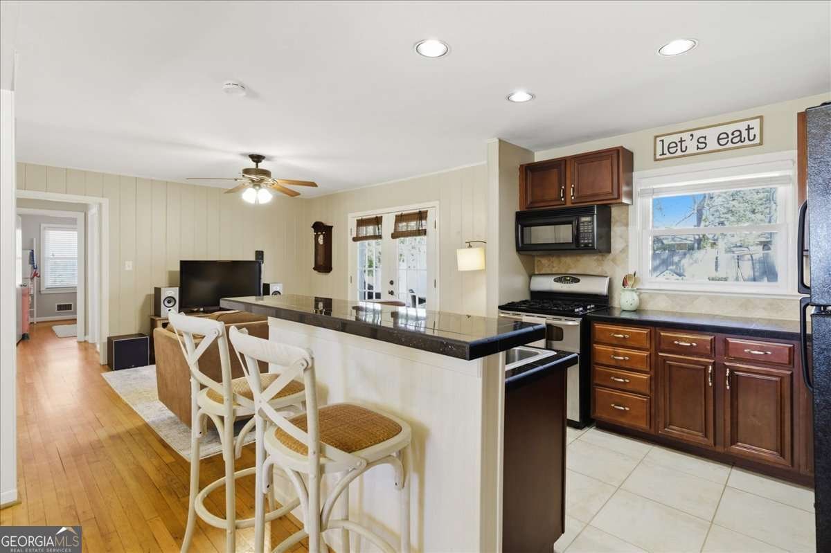 2349 Engineers Drive Marietta - Photo 9