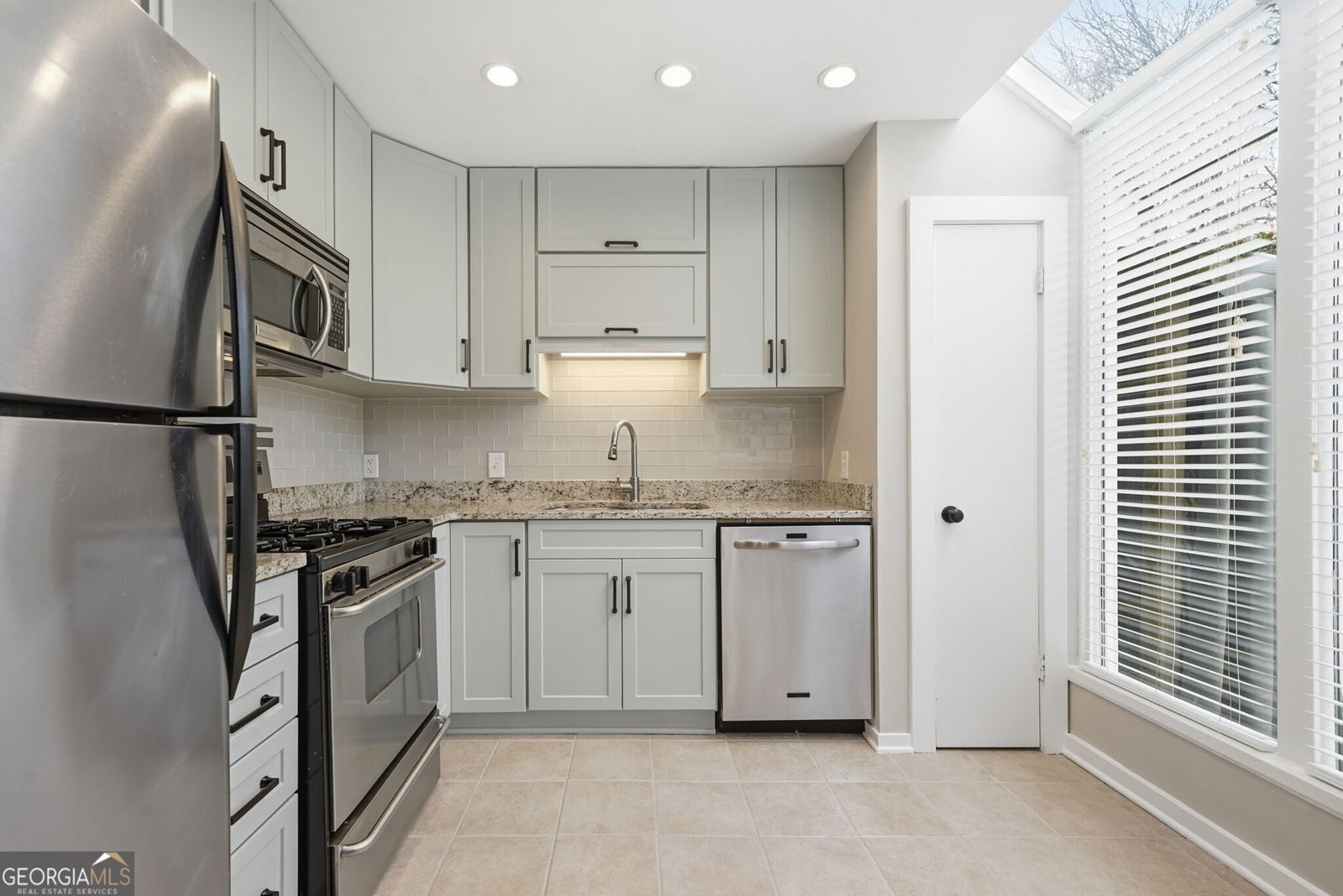 836 Saint Charles Avenue Atlanta - Photo 6