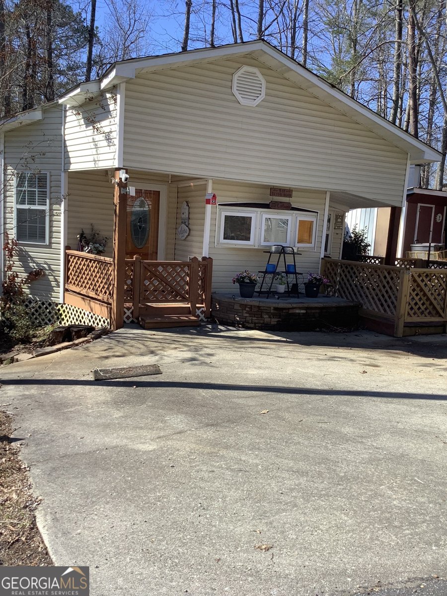 32 Yogi Bear Boulevard Cleveland - Photo 1