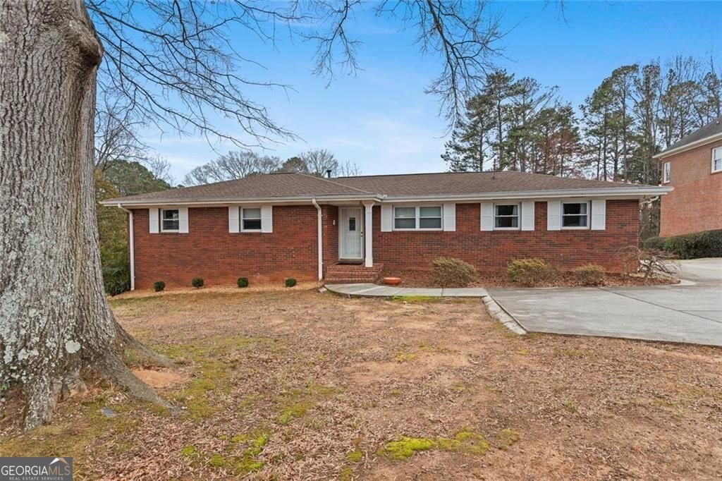 2500 Sewell Mill Road Marietta - Photo 1