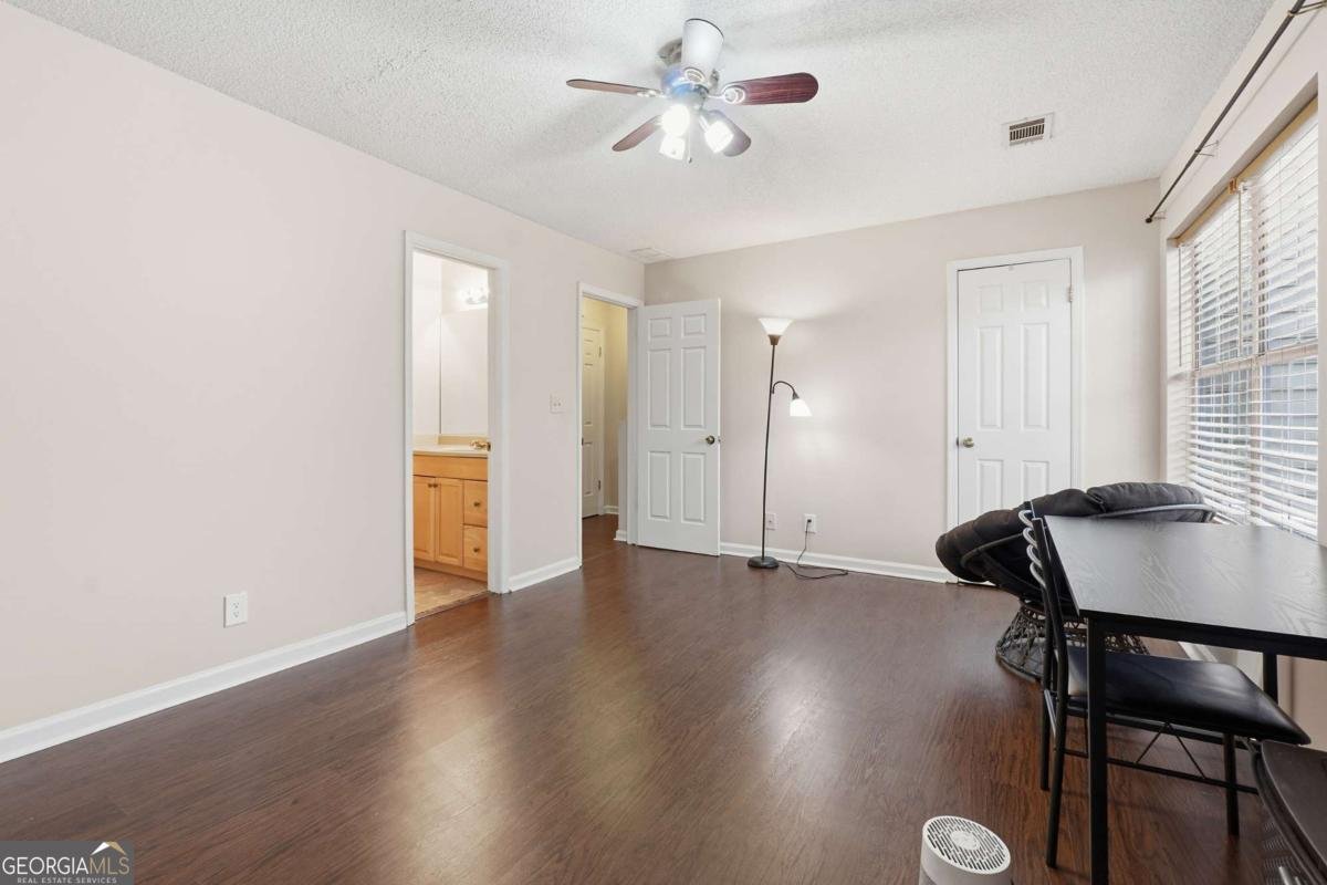 2090 Fairways Court Kennesaw - Photo 19