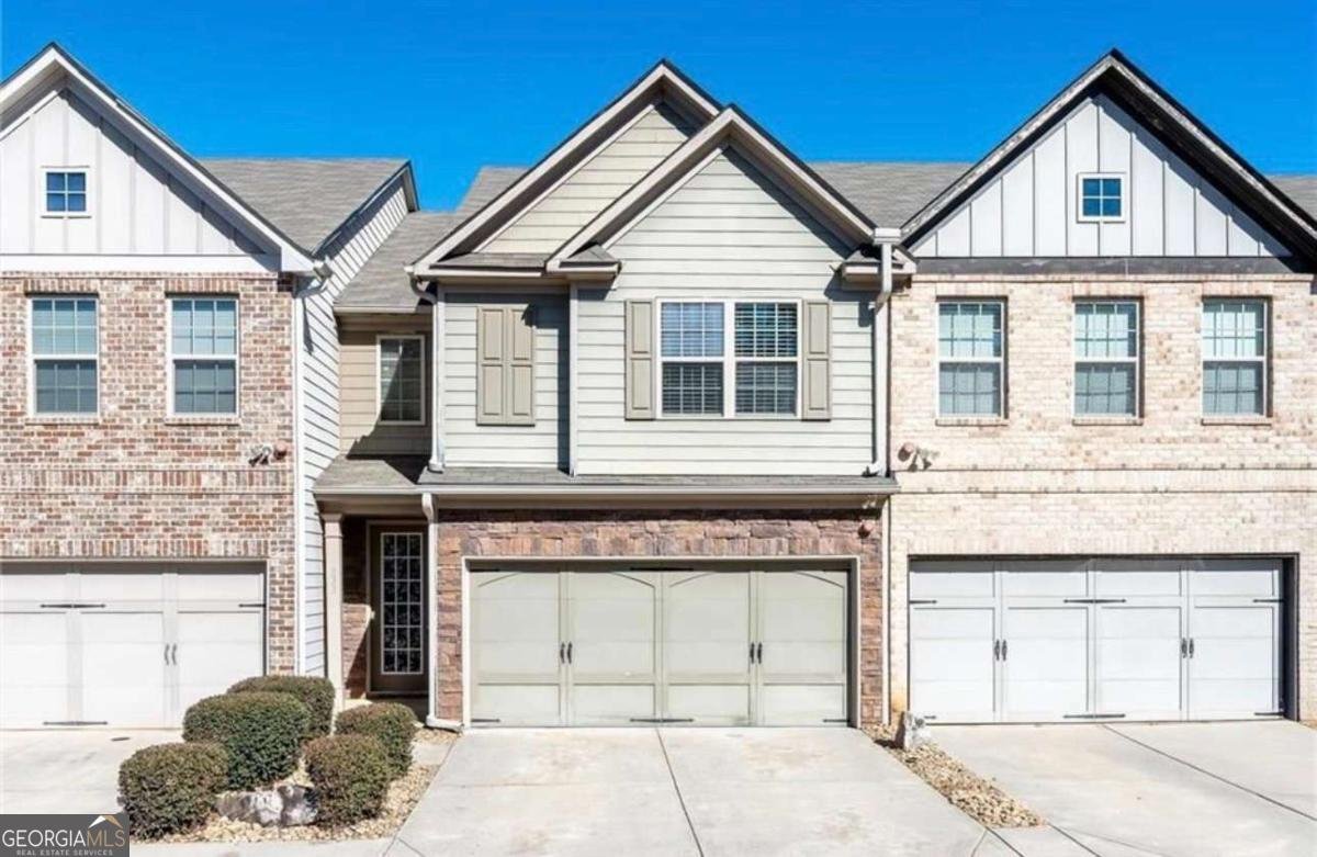 933 Spicy Oak Drive Lawrenceville - Photo 1