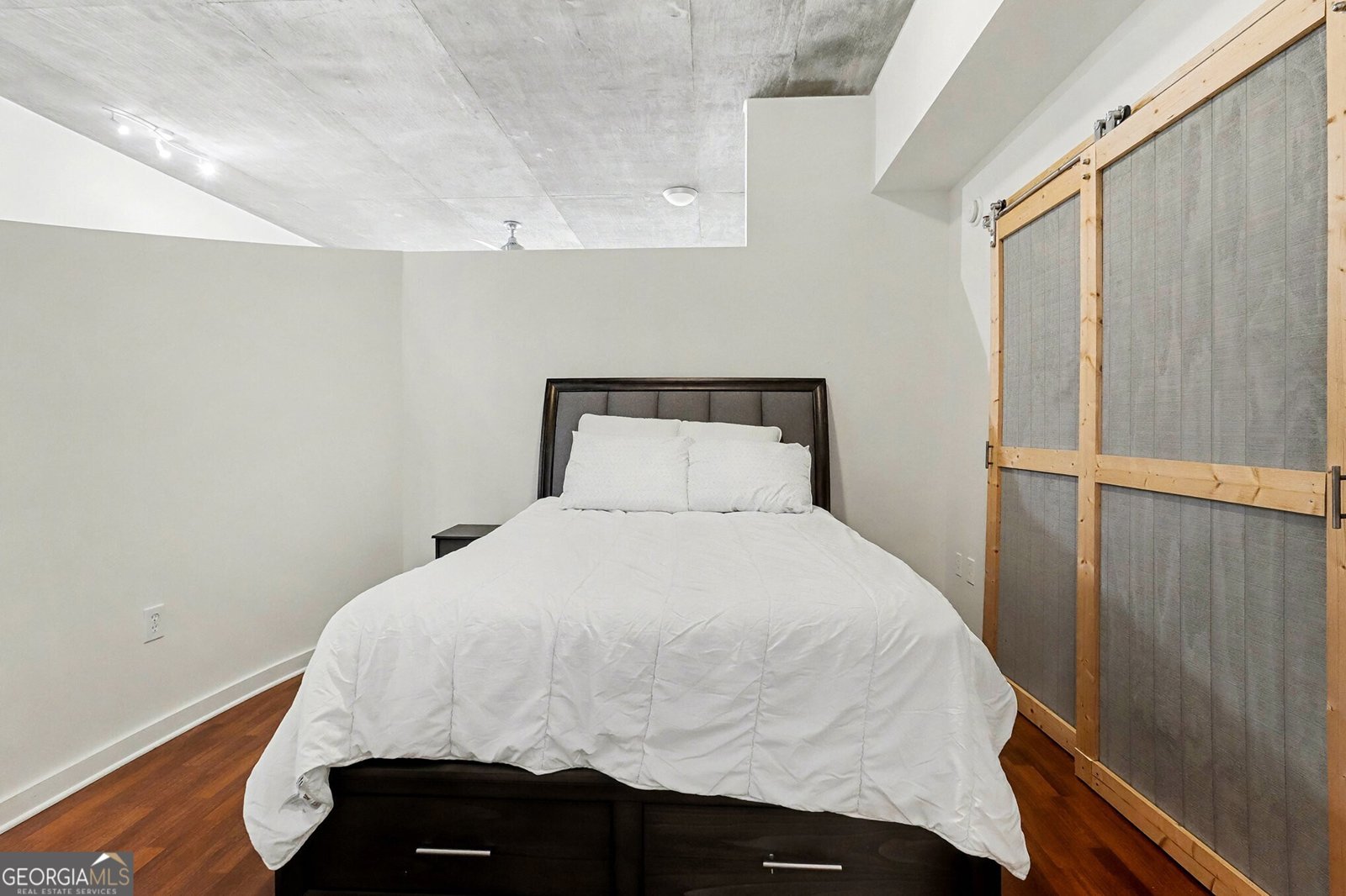 3324 Peachtree Road Atlanta - Photo 18