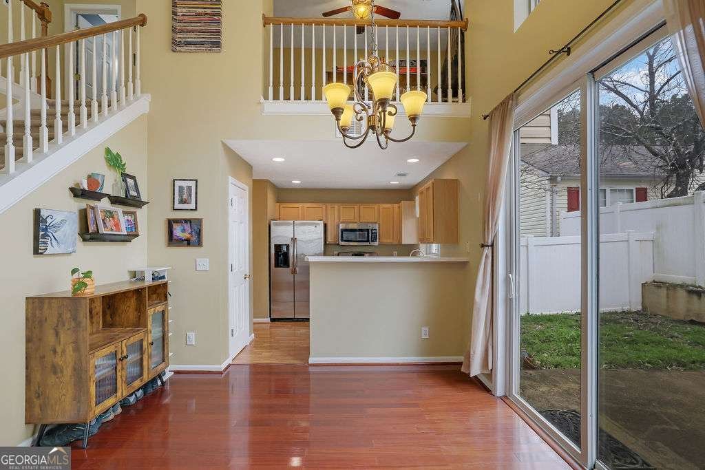 423 Oaks Trail Woodstock - Photo 10