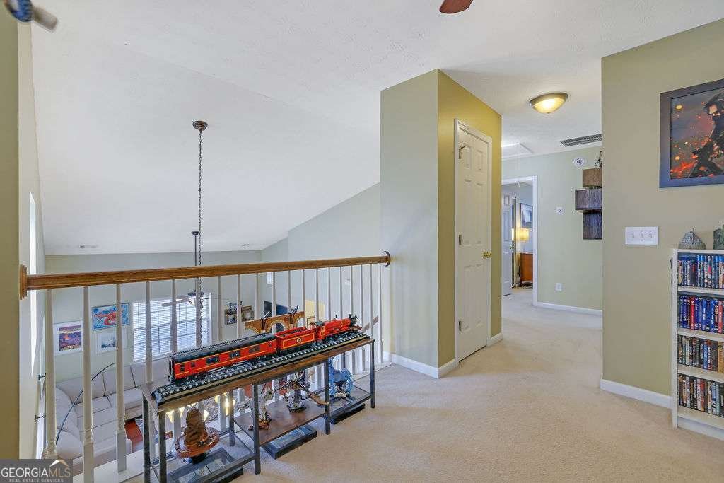 423 Oaks Trail Woodstock - Photo 20