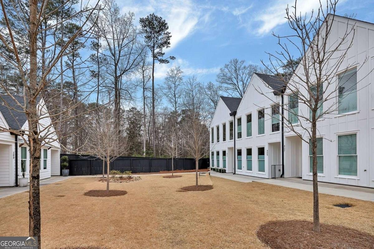 411 Burgundy Way Woodstock - Photo 31