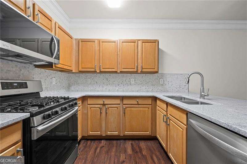 5662 Lawley Drive Johns Creek - Photo 9