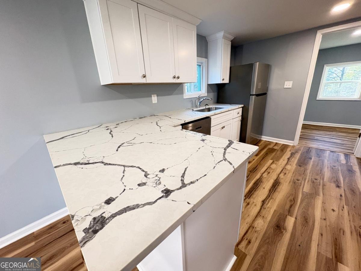 286 Pine Avenue Commerce - Photo 8