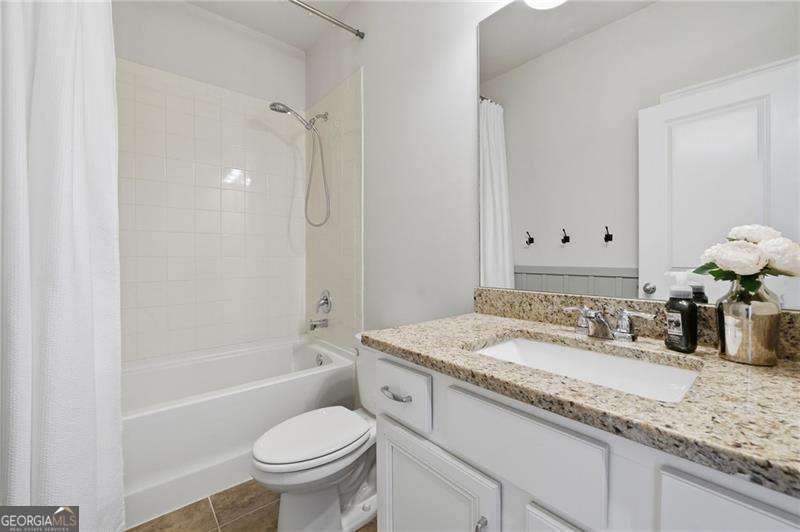 207 Meadows Court Woodstock - Photo 16