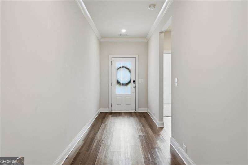 207 Meadows Court Woodstock - Photo 9