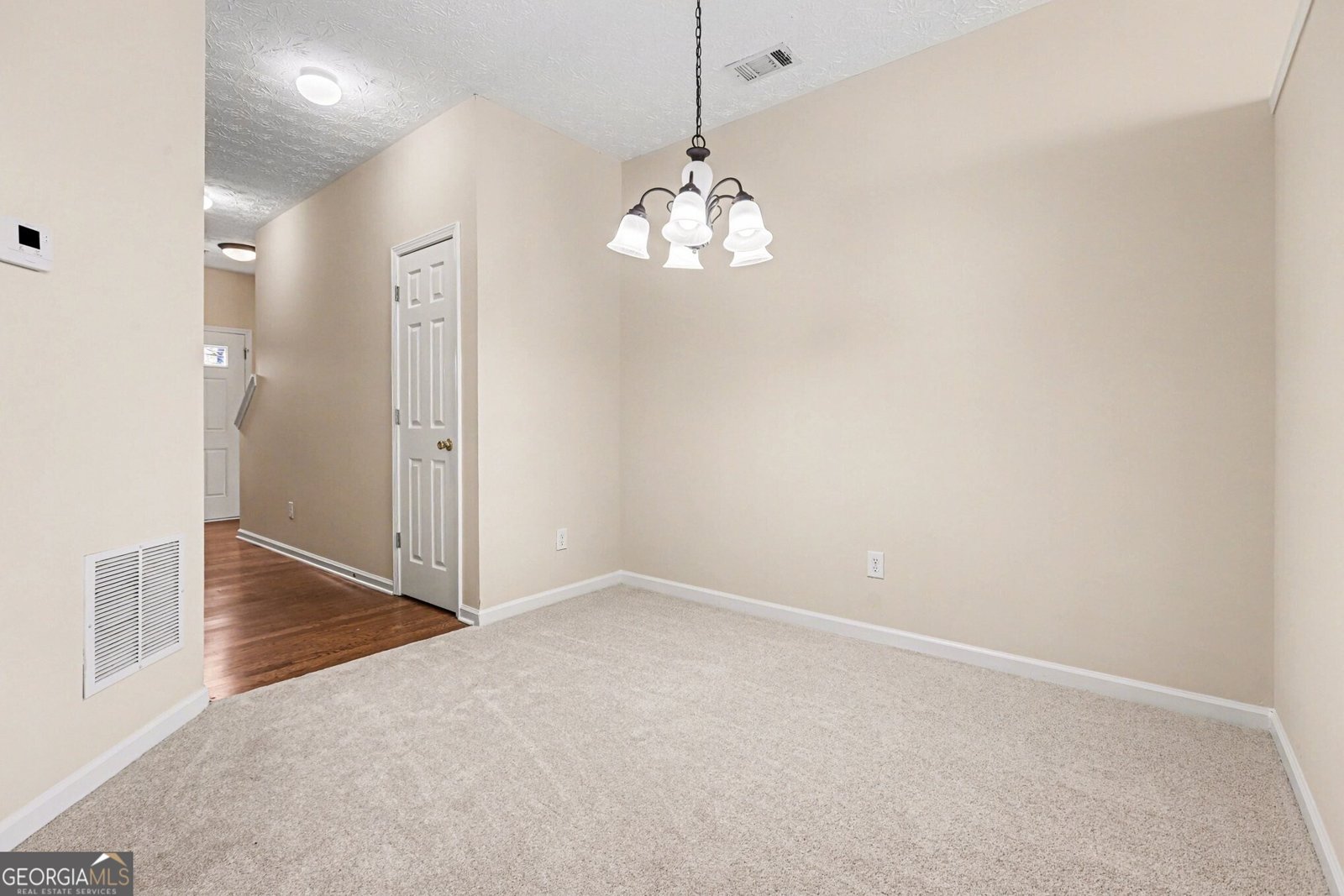 6632 Splashwater Drive Flowery Branch - Photo 9