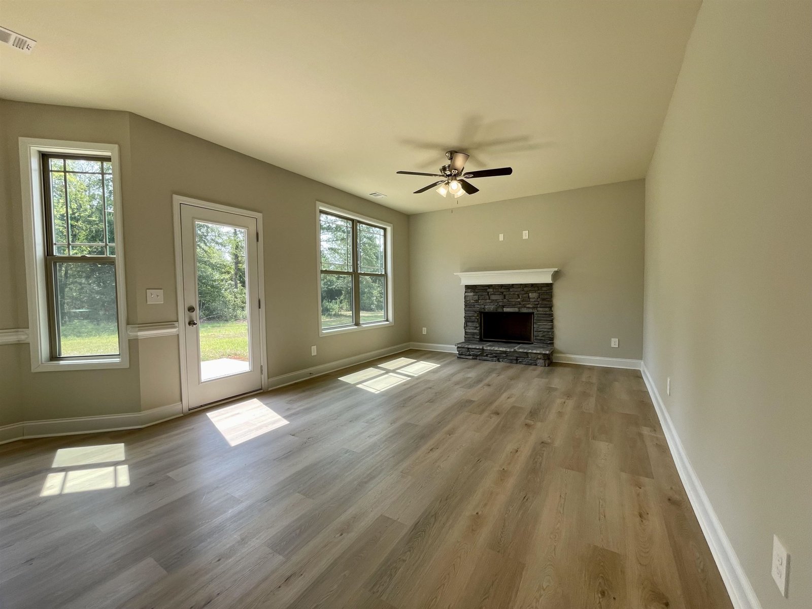 176 Country World Drive Macon - Photo 6