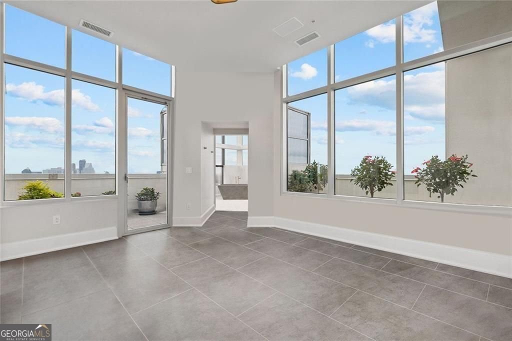 2828 Peachtree Road Atlanta - Photo 41