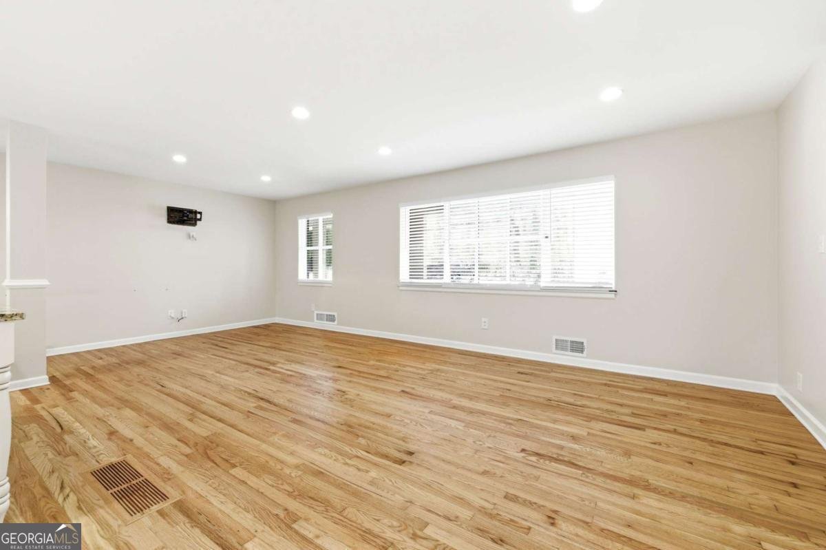 2160 Riverside Drive Gainesville - Photo 6