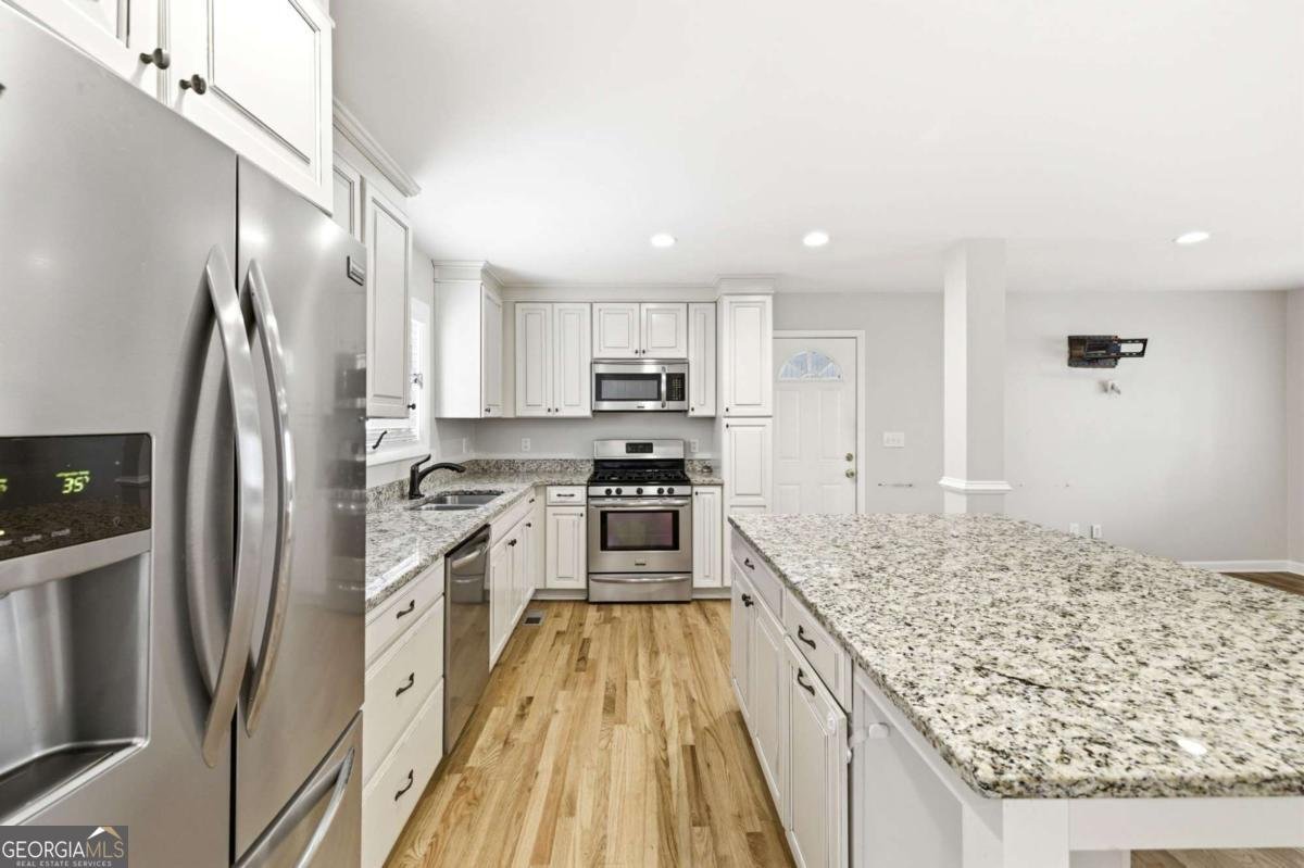 2160 Riverside Drive Gainesville - Photo 9