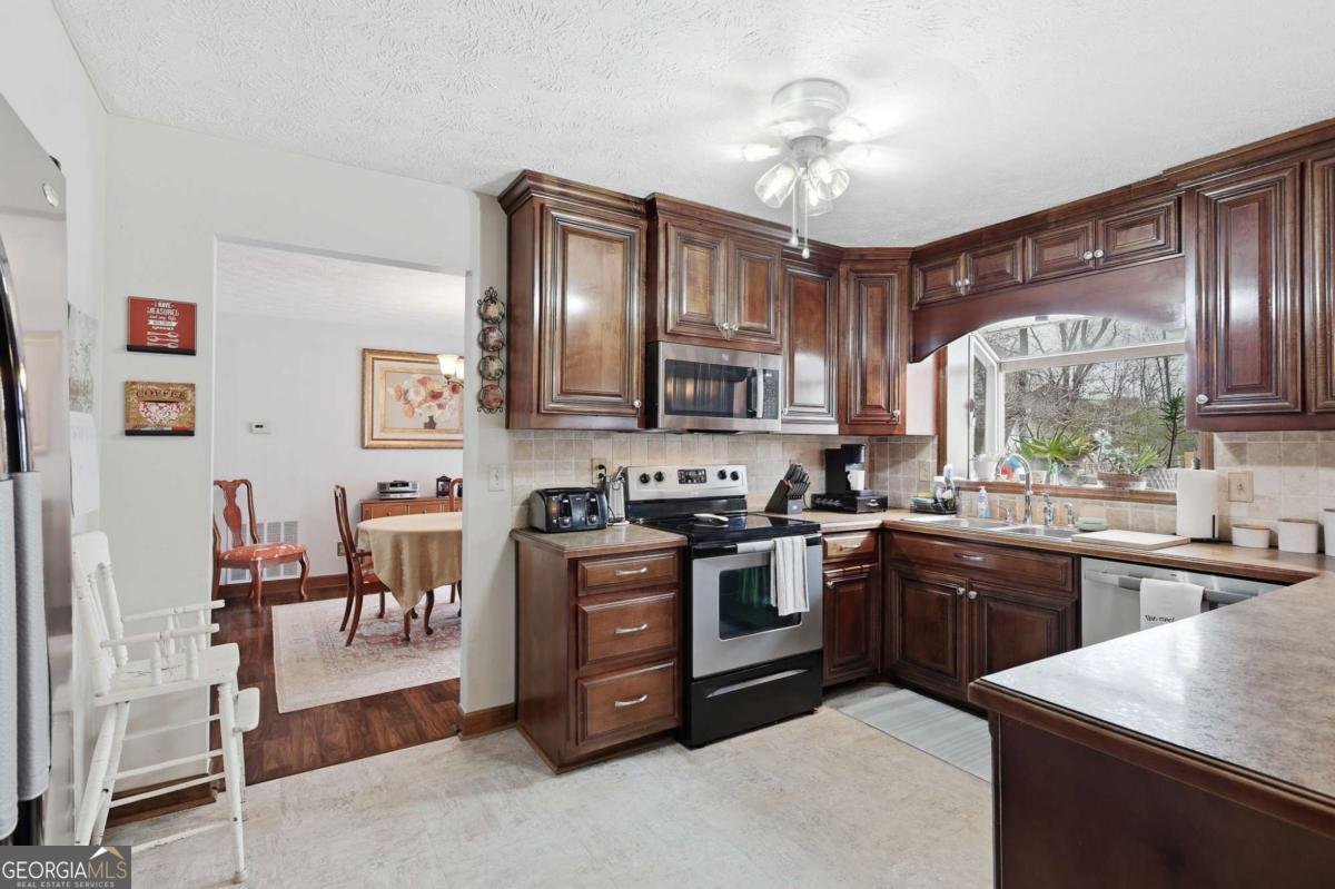 5730 Garden Walk Flowery Branch - Photo 10