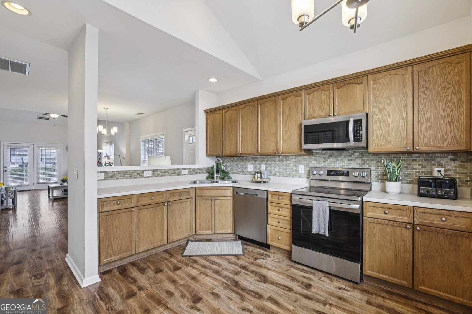 2365 Suwanee Pointe Drive Lawrenceville - Photo 14