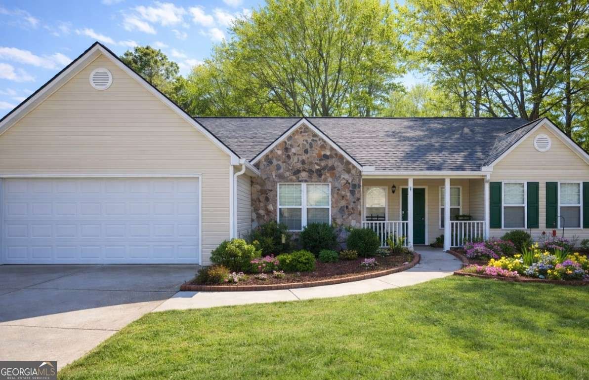 940 Willow Springs Court Loganville - Photo 1