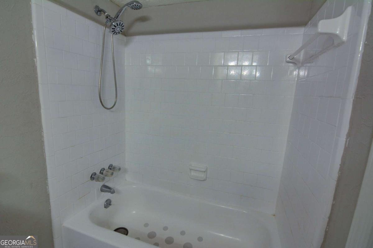 6241 Overlook Road Peachtree Corners - Photo 13