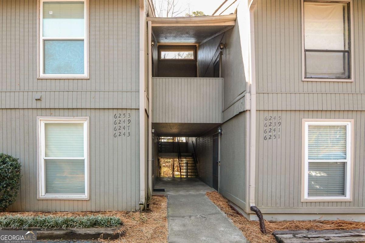 6241 Overlook Road Peachtree Corners - Photo 20